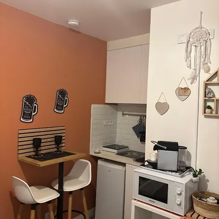 Le Petit Chatelet *
