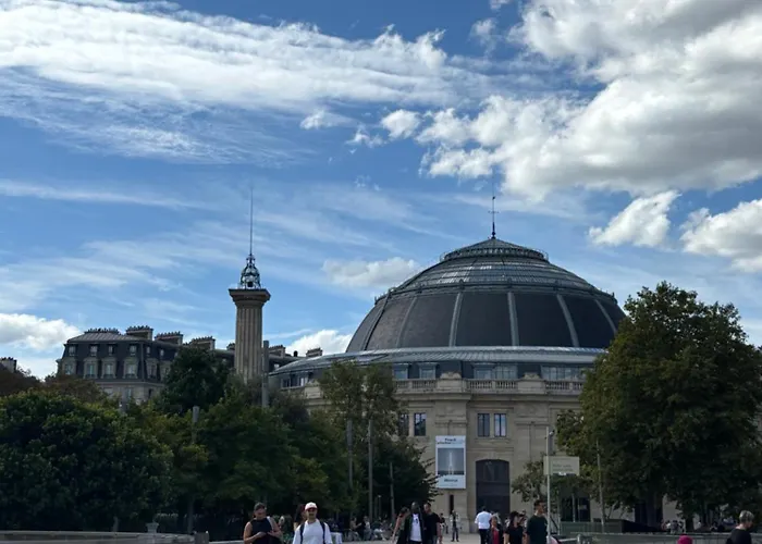 Le Petit Châtelet * Paris