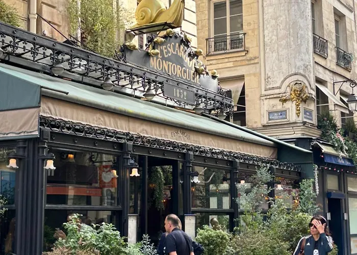 Le Petit Chatelet