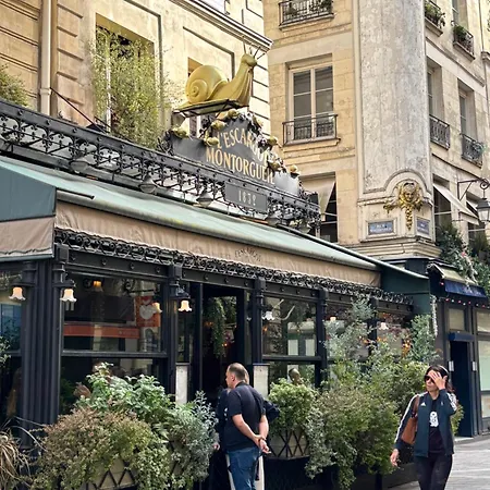 Le Petit Chatelet